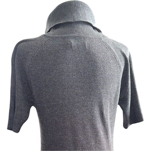 Calvin Klein Short Sleeve Sweater Dress w/ Zipper Accent Size Medium - Picture 3 of 6